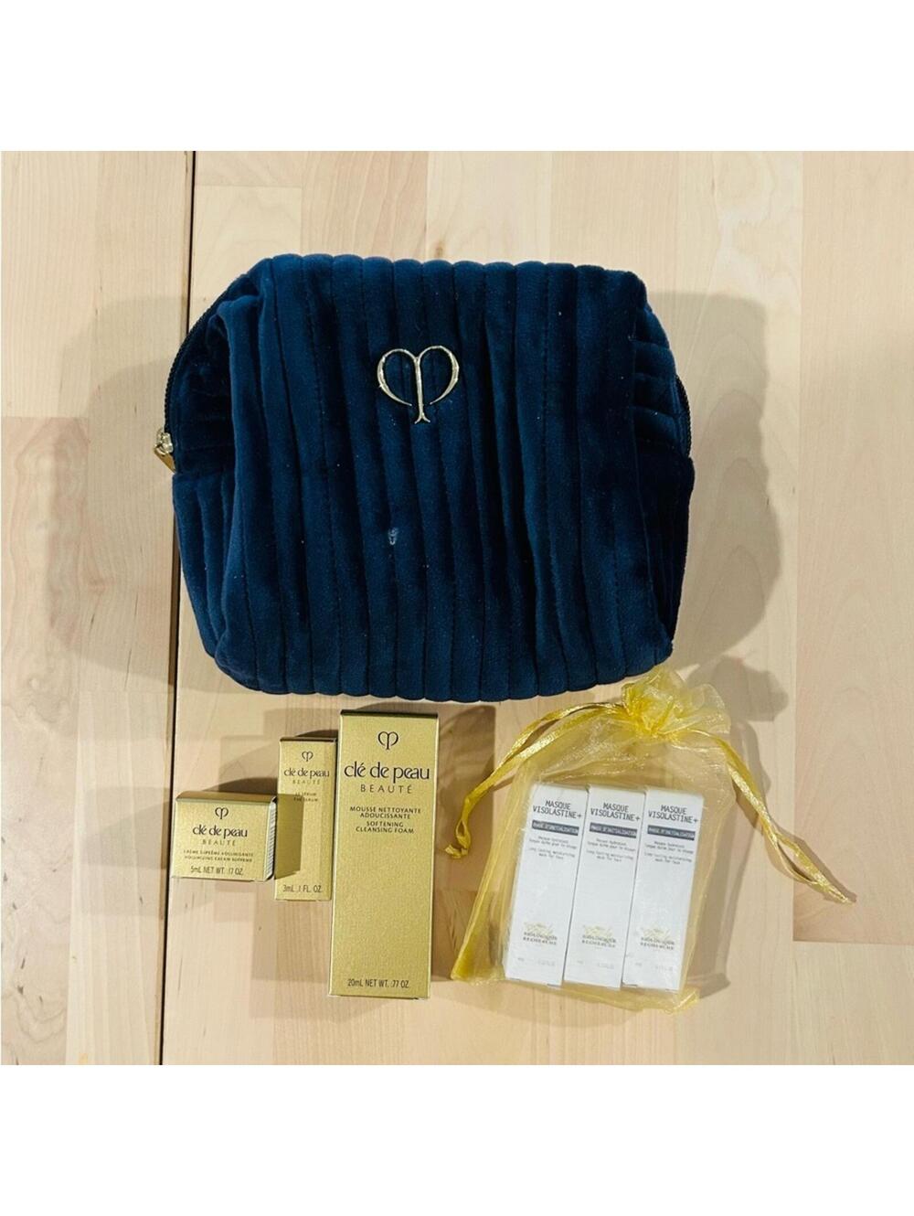 NIB Clé de Peau Beauté Skincare Set | Velvet Pouch | Cleansing Foam & Serum